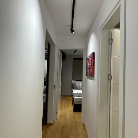 Apartment Moderna Vracar - New Belgrad